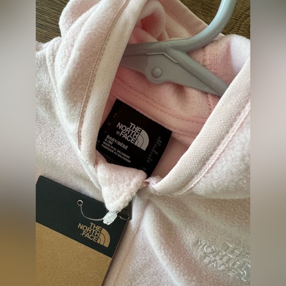 NEW WITH TAGS 0-3 The North Face Jacket - Picture 4 of 4